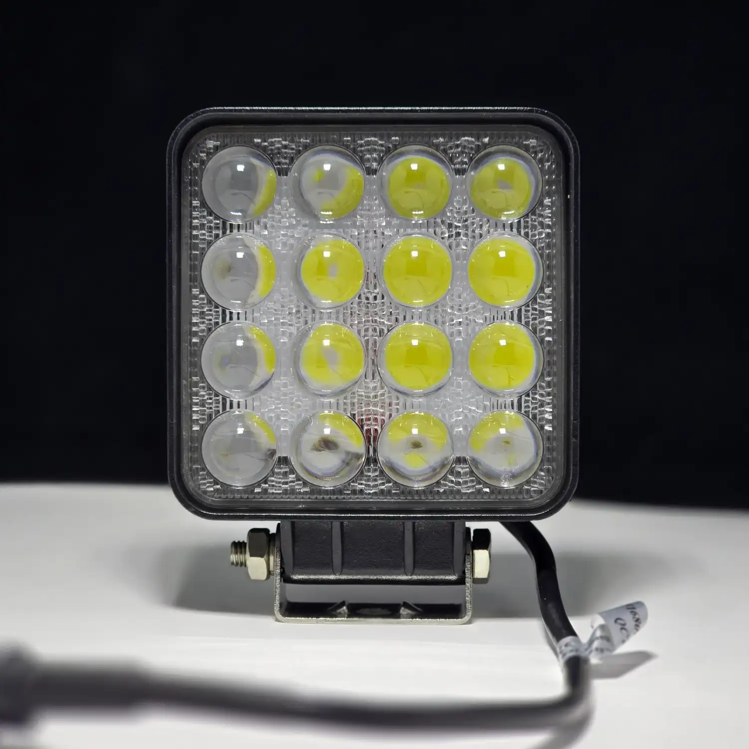 Led pracovný reflektor 48w 5d - spot 1 led work lights Spot beam, led svetlo, svietidlo, osvetlenie na auto, led lights, doplnkove svetlá, pracovné svetlo, svetla, offroad svetla, svetla na kamion, svetlo na traktor, reflektor,