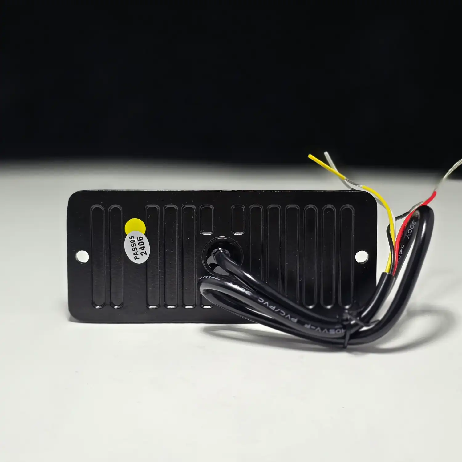 Led výstražné oranžové svetlo double line číre12x3w, ece r65,r10, sae 2 výstražné svetlá, LED stroboskopy a majáky, majáky na autá,Výstražné svetlá, LED stroboskopy a predátory, homologizovaný LED svetelný maják, vystražné osvetlenie, emergency lights, hazard led lights, ADR lights, predatory, Stroboskopy a výstražné svetlá