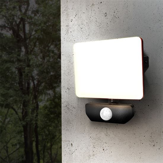 Led reflektor quick so senzorom, 10w, 850lm, 4000k, ip44, čierny 1 solight led reflektor quick so senzorom, 10w, 850lm, 4000k, ip44, čierny, svetlo s pohybovím senzorom