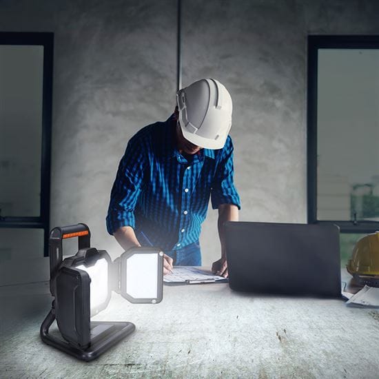 Led reflektor, 50w, prenosný, nabijací, 5000lm, oranžovo-čierny 3 solight led reflektor, 50w, prenosný, nabijací, 5000lm, oranžovo čierny